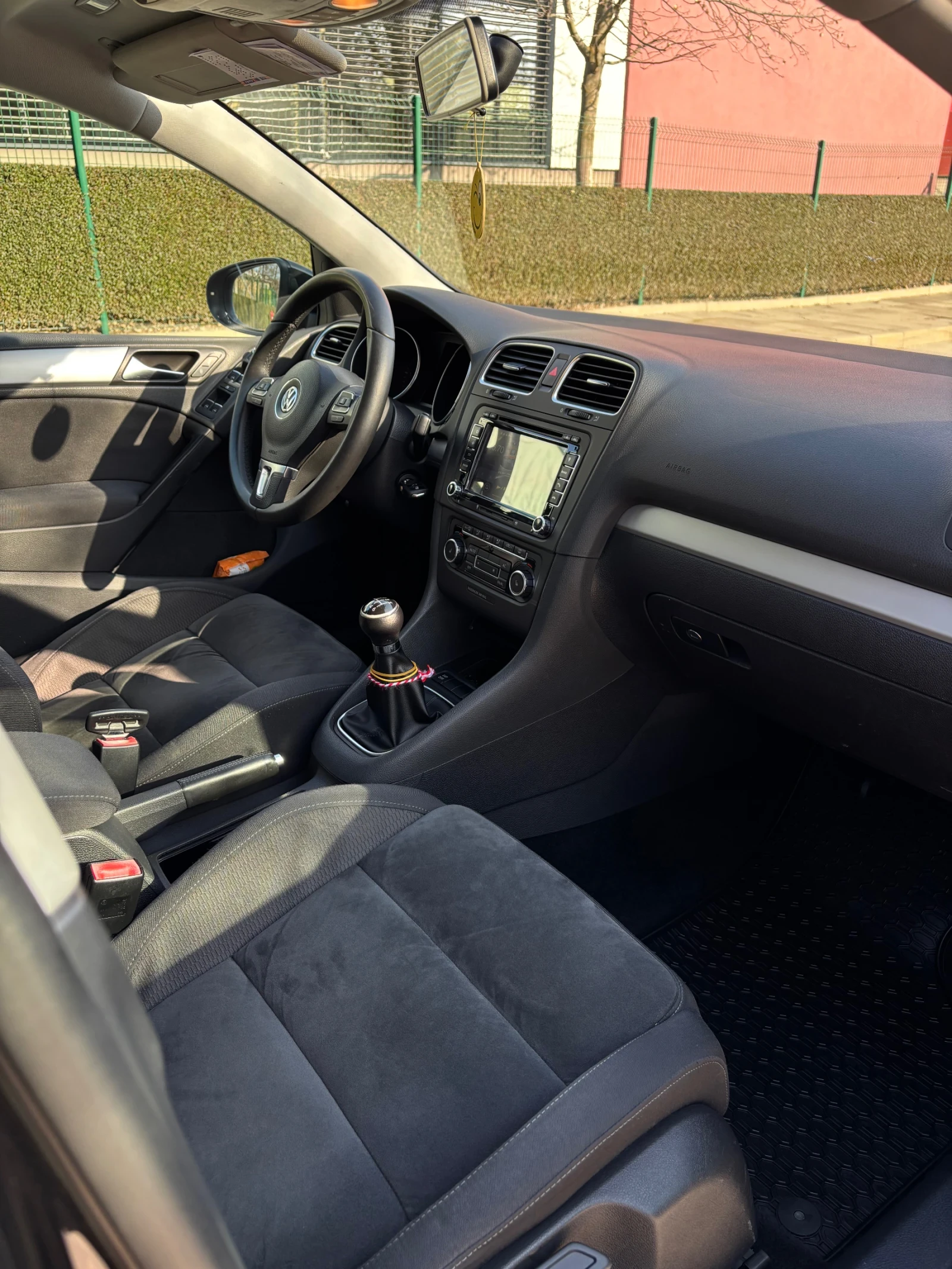 VW Golf, снимка 7 - Автомобили и джипове - 53865564