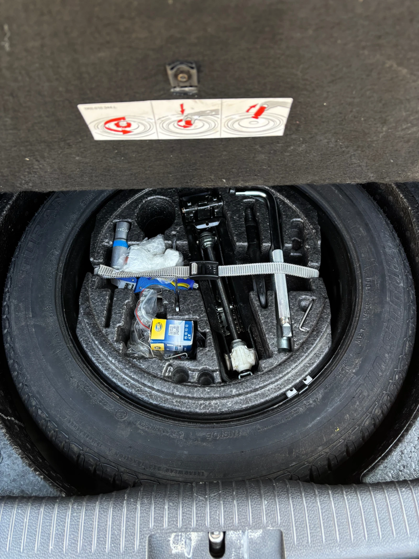 VW Golf, снимка 15 - Автомобили и джипове - 53865564