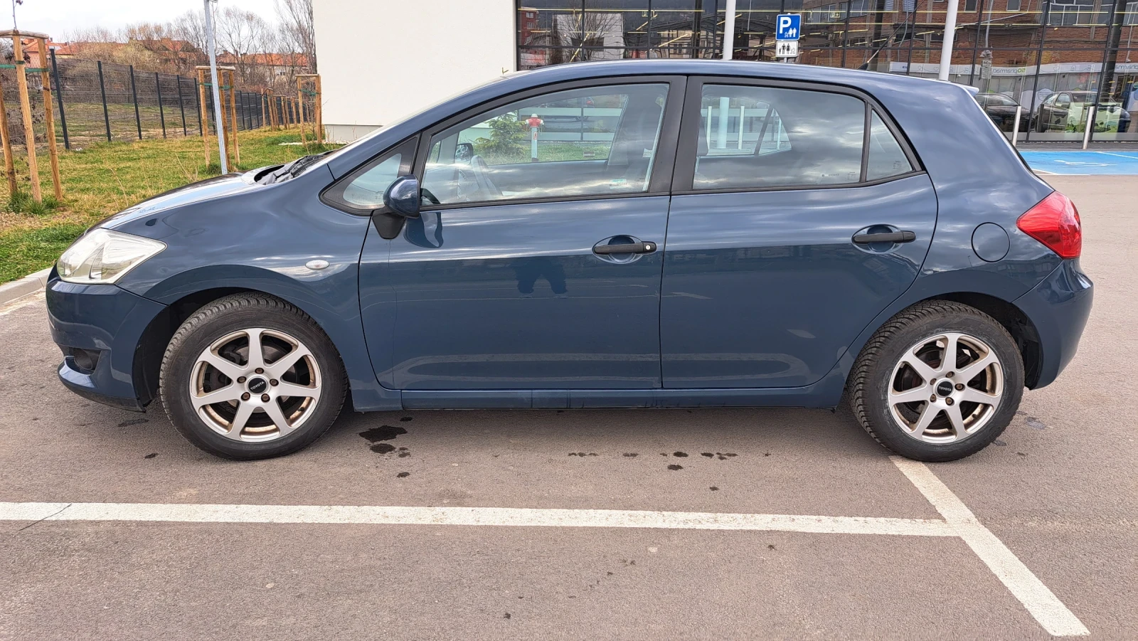 Toyota Auris ������ | Mobile.bg � ����������� 1