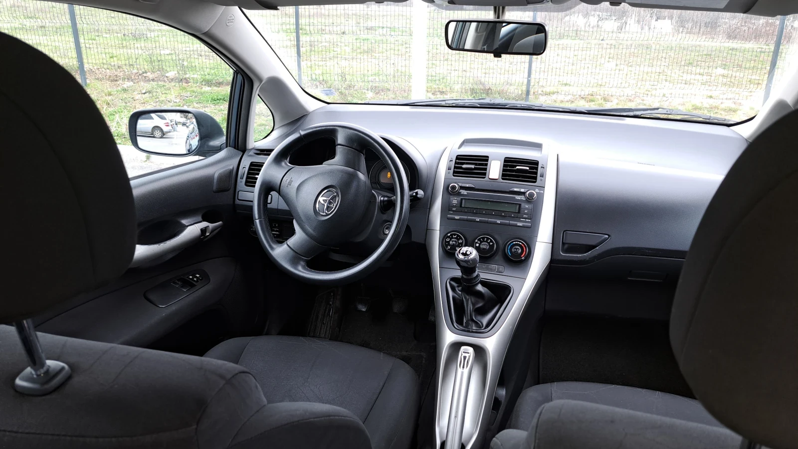 Toyota Auris ������ | Mobile.bg � ����������� 7