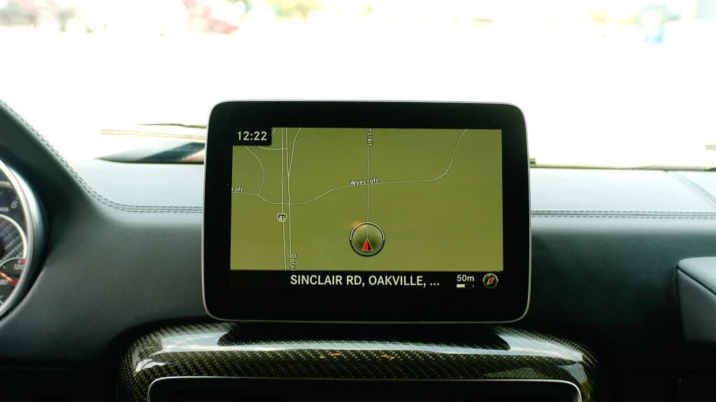 Mercedes-Benz G 63 AMG  4MATIC* АвтоКредит* (ЦЕНА ДО БГ), снимка 8 - Автомобили и джипове - 54058159