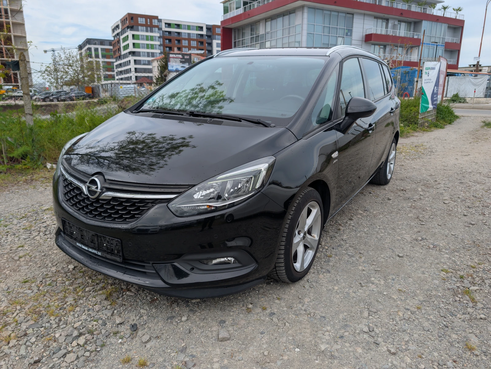 Opel Zafira 1.6i/136ps/Navi/7 места