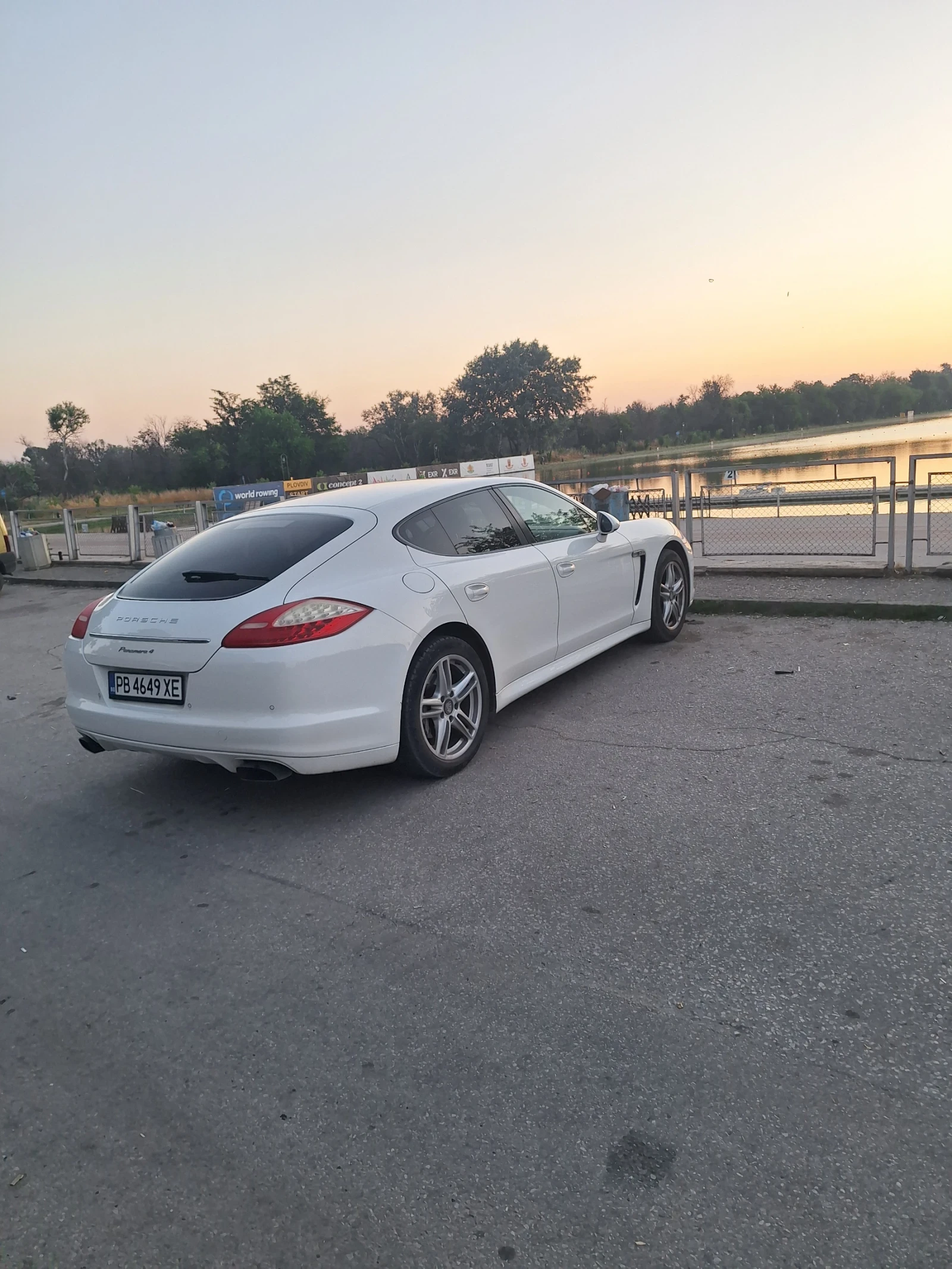 Porsche Panamera 4.2, снимка 5 - Автомобили и джипове - 55041842