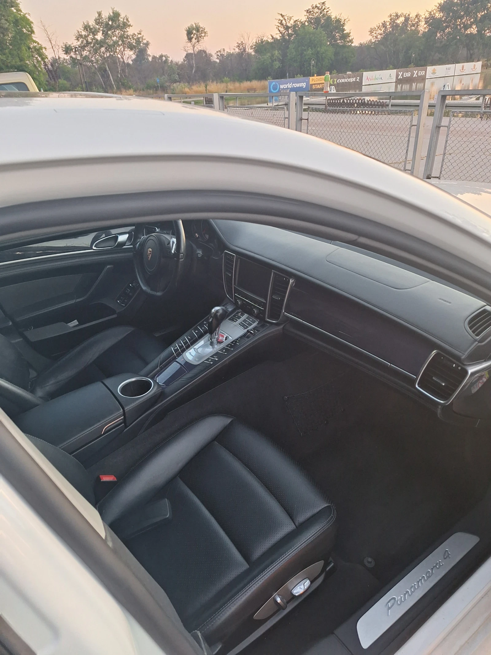 Porsche Panamera 4.2, снимка 4 - Автомобили и джипове - 55041842