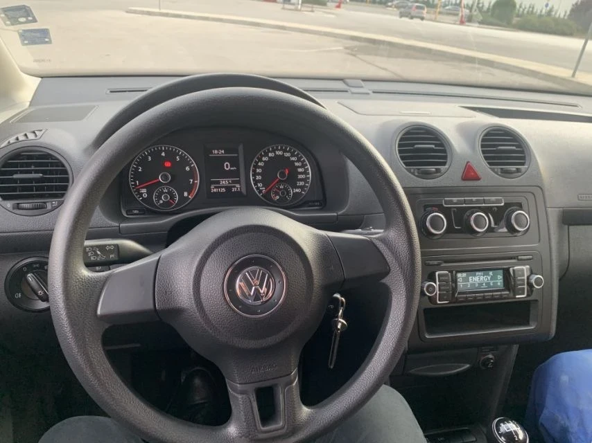 VW Caddy 1.6 LPG, снимка 6 - Автомобили и джипове - 55334759