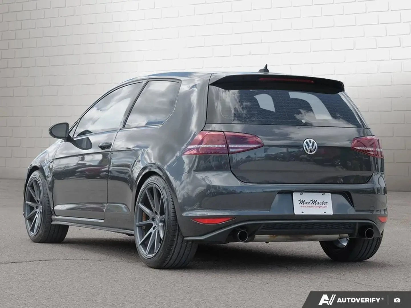 VW Golf GTI MANUAL ЦЕНА ДО БЪЛГАРИЯ АВТОКРЕДИТ, снимка 2 - Автомобили и джипове - 55937517