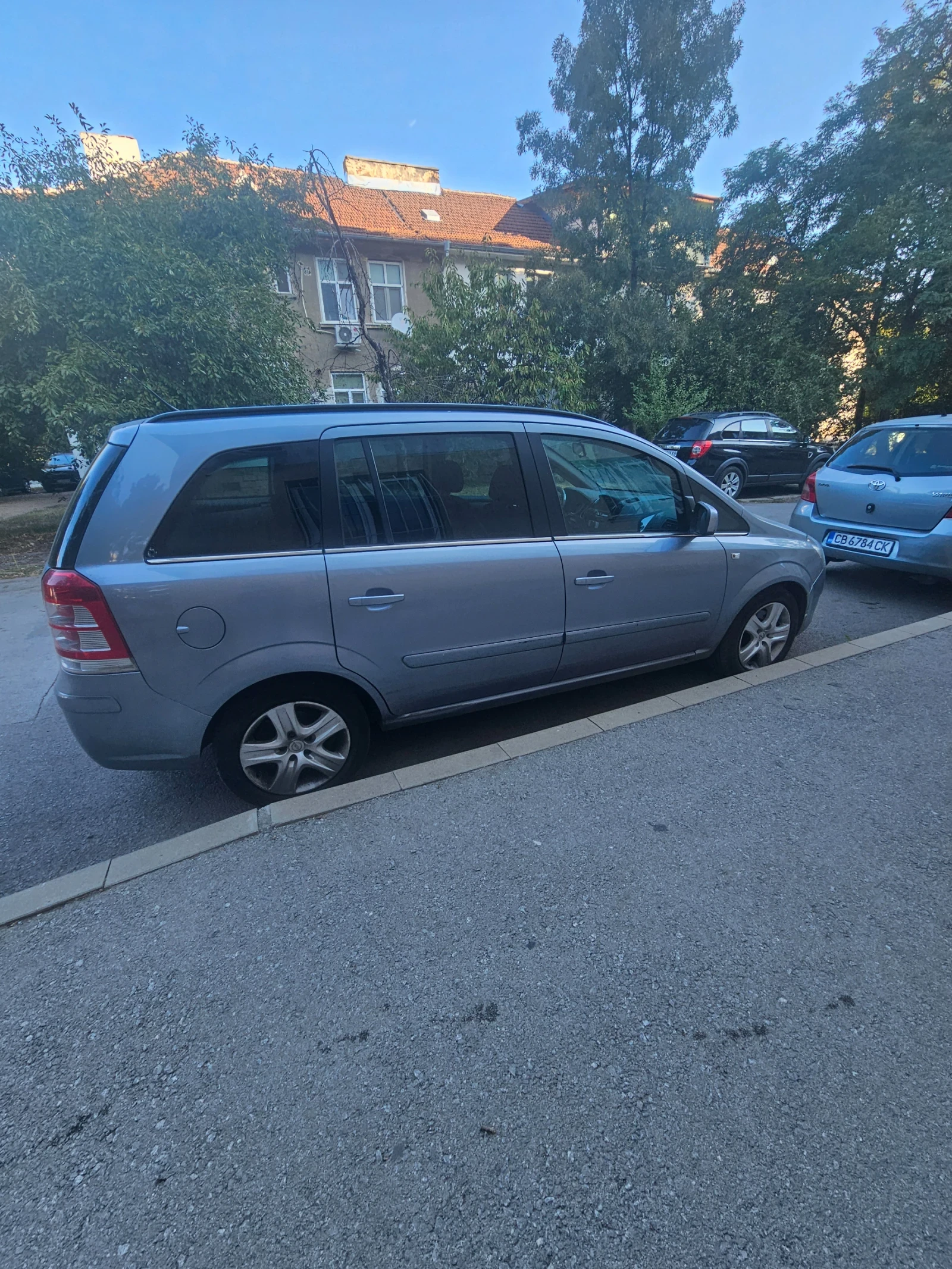 Opel Zafira, снимка 6 - Автомобили и джипове - 56239033