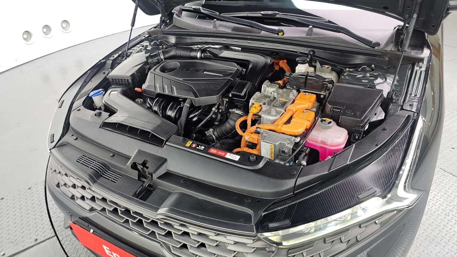 Kia K5 HYBRID SIGNATURE| HUD| 360| STYLE PKG, снимка 8 - Автомобили и джипове - 56295665