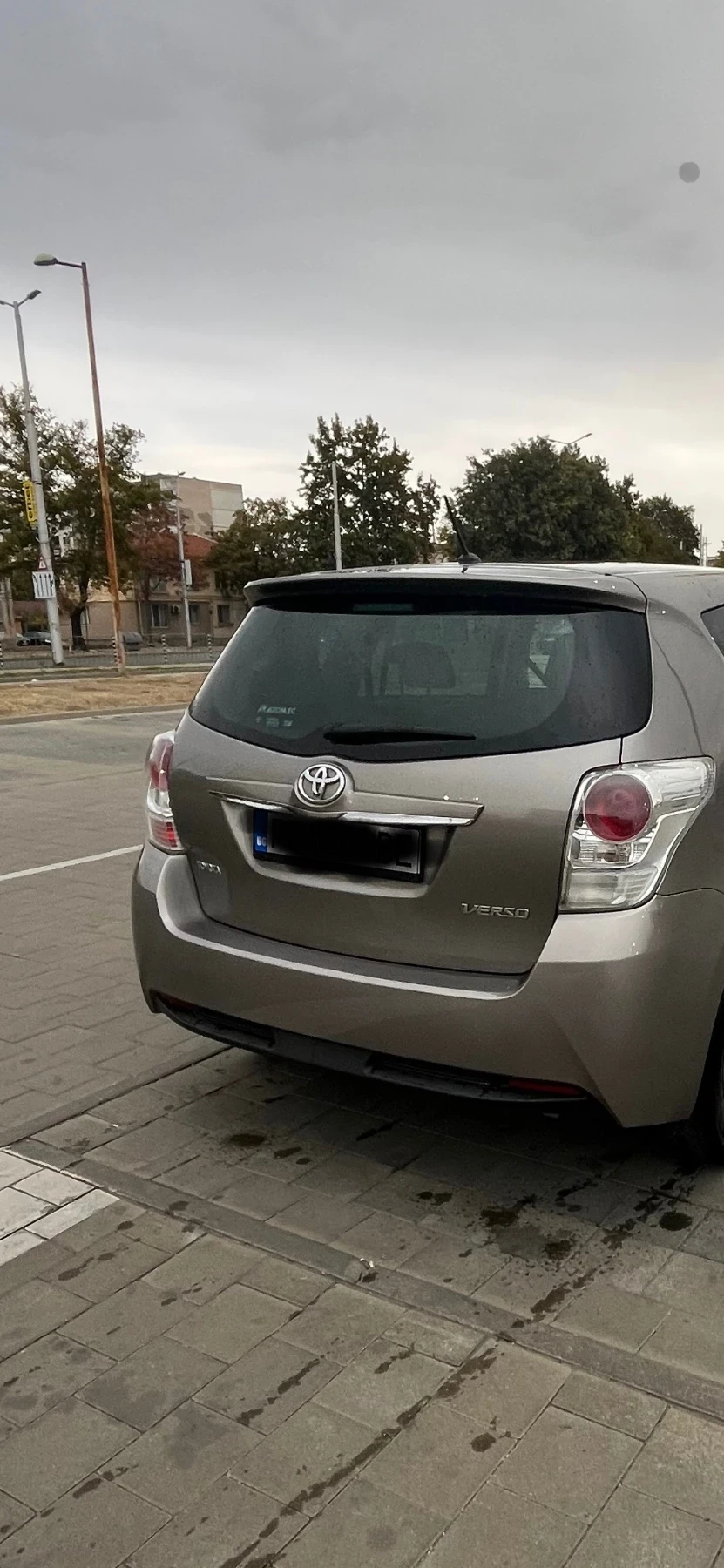 Toyota Verso 1.6 d4d 112ho, снимка 6 - Автомобили и джипове - 56731597