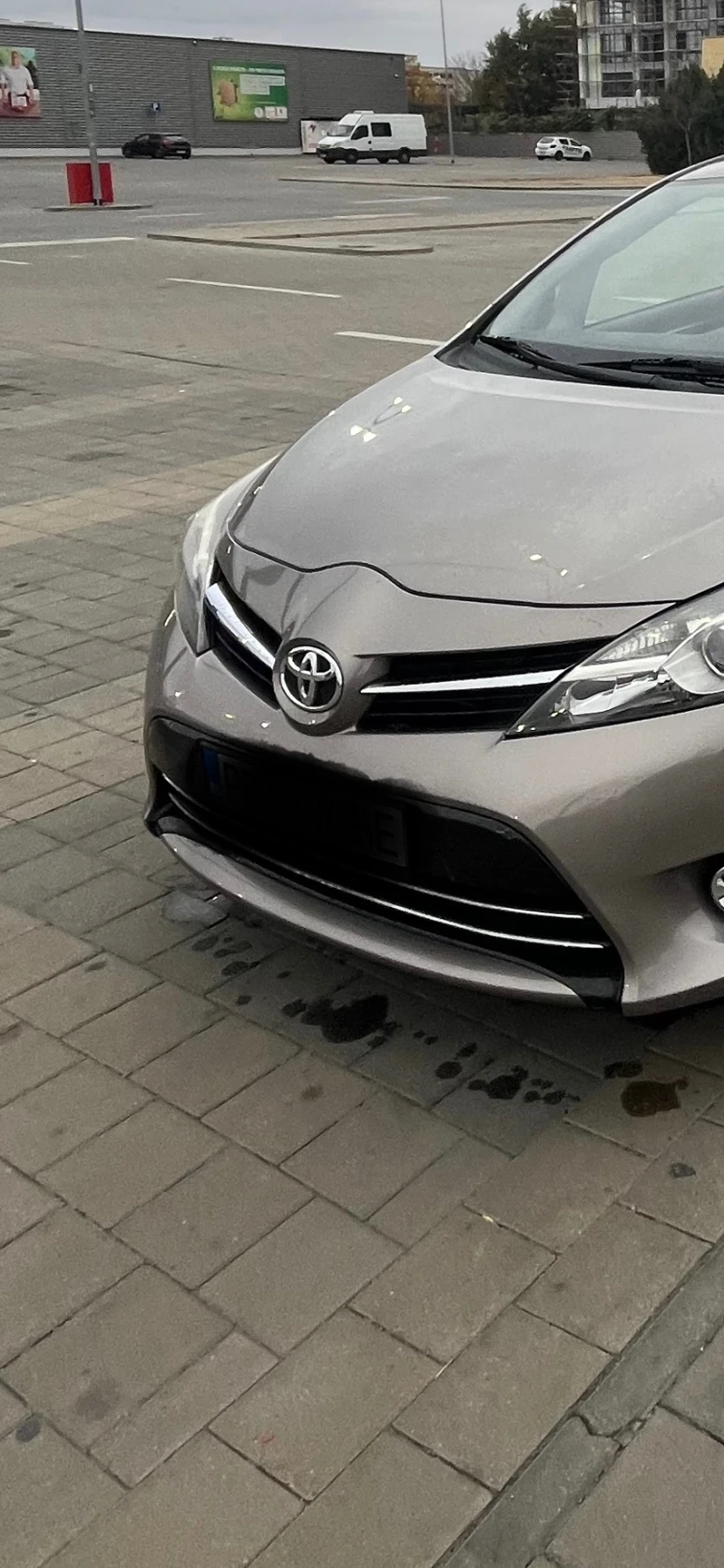 Toyota Verso 1.6 d4d 112ho, снимка 3 - Автомобили и джипове - 56731597