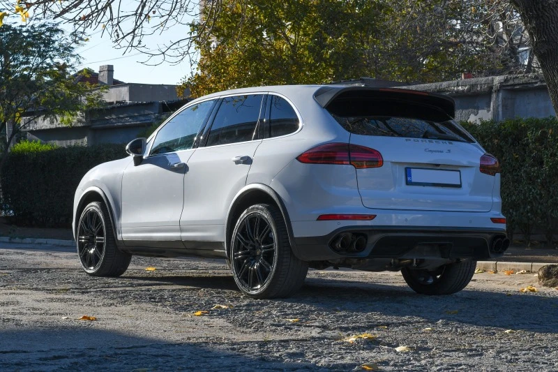 Porsche Cayenne S/MATRIX LED/FACELIFT/PANORAMA, снимка 4 - Автомобили и джипове - 47120378