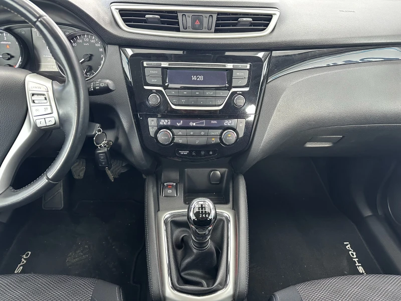 Nissan Qashqai 1.5dci 110k.c 6c.k Euro5B 3580.00 лв ПЪРВО. ВНОСКА, снимка 11 - Автомобили и джипове - 51906154