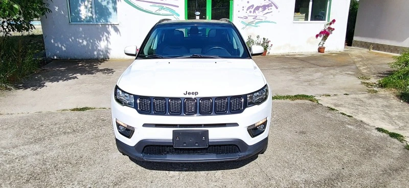 Jeep Compass ALTITUDE 4x4, снимка 1 - Автомобили и джипове - 46452702