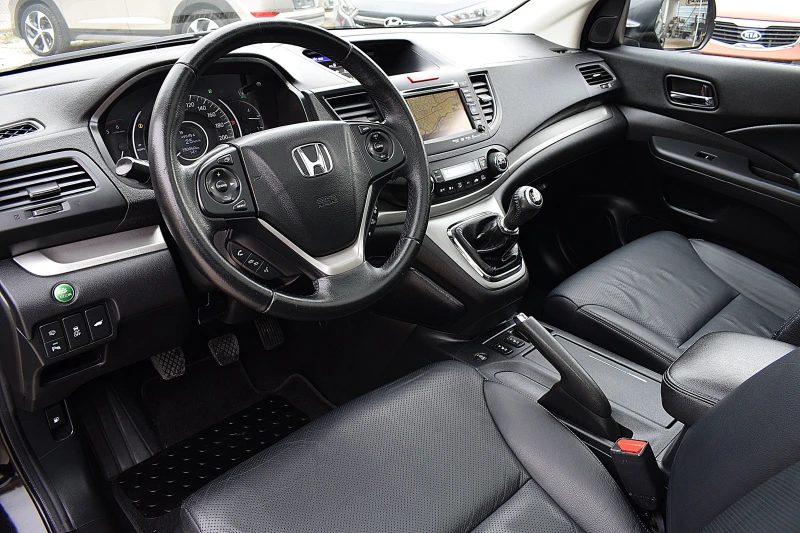 Honda Cr-v 2.2ШВЕЙЦАРИЯ-КОЖА/НАВИ/КСЕНОН/ДВД/ПАНОРАМА/МЕМОРИ, снимка 10 - Автомобили и джипове - 48539131