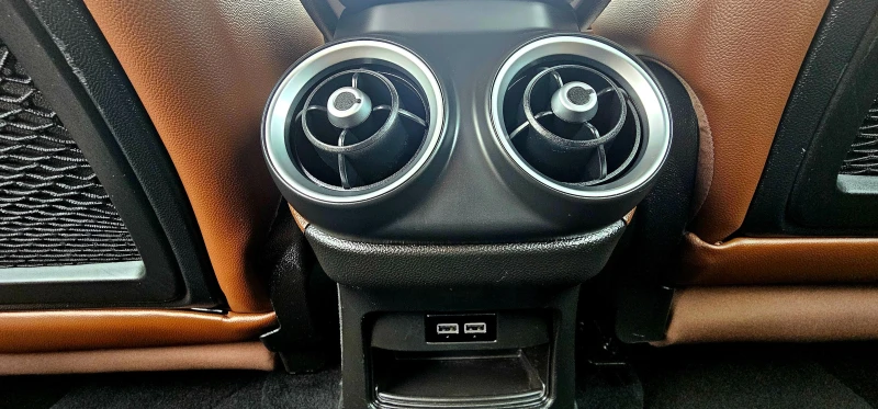 Alfa Romeo Stelvio 2.2, снимка 17 - Автомобили и джипове - 52019294