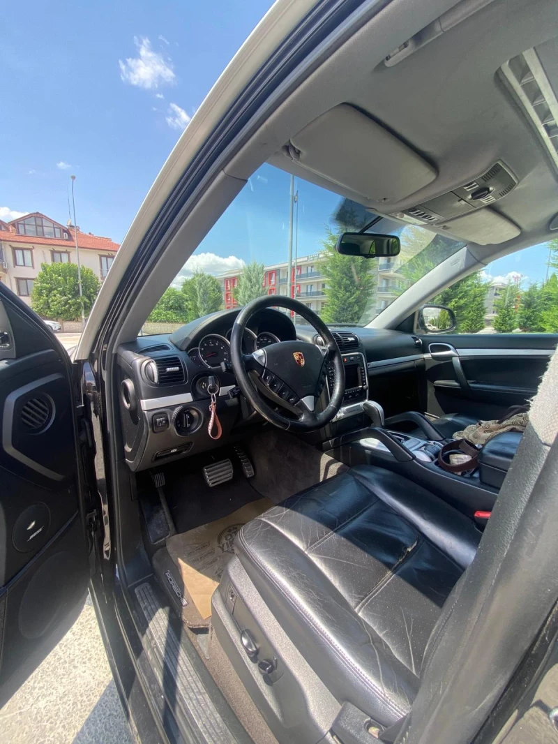 Porsche Cayenne, снимка 6 - Автомобили и джипове - 52114578