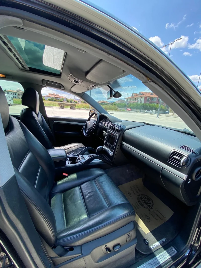 Porsche Cayenne, снимка 9 - Автомобили и джипове - 52114578