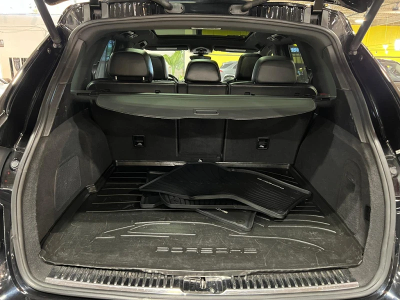 Porsche Cayenne 2017| S| E-HYBRID| PLATINUM| ВАКУМ| LANE ASSIST| B, снимка 17 - Автомобили и джипове - 53294577