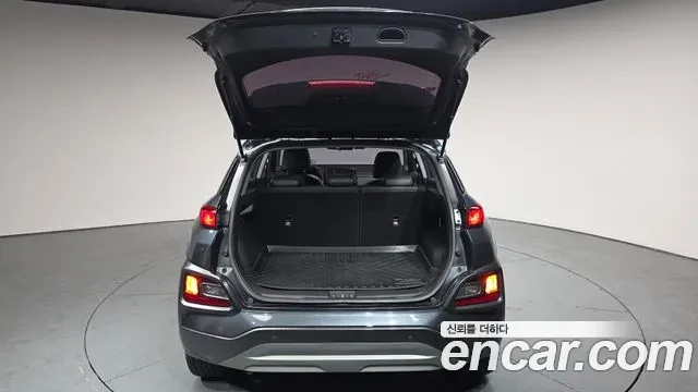 Hyundai Kona Diesel 1.6 2WD, снимка 15 - Автомобили и джипове - 54753879