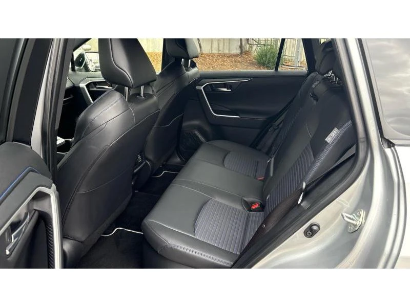 Toyota Rav4 2.5HSD SELECTION AWD, снимка 11 - Автомобили и джипове - 56532069