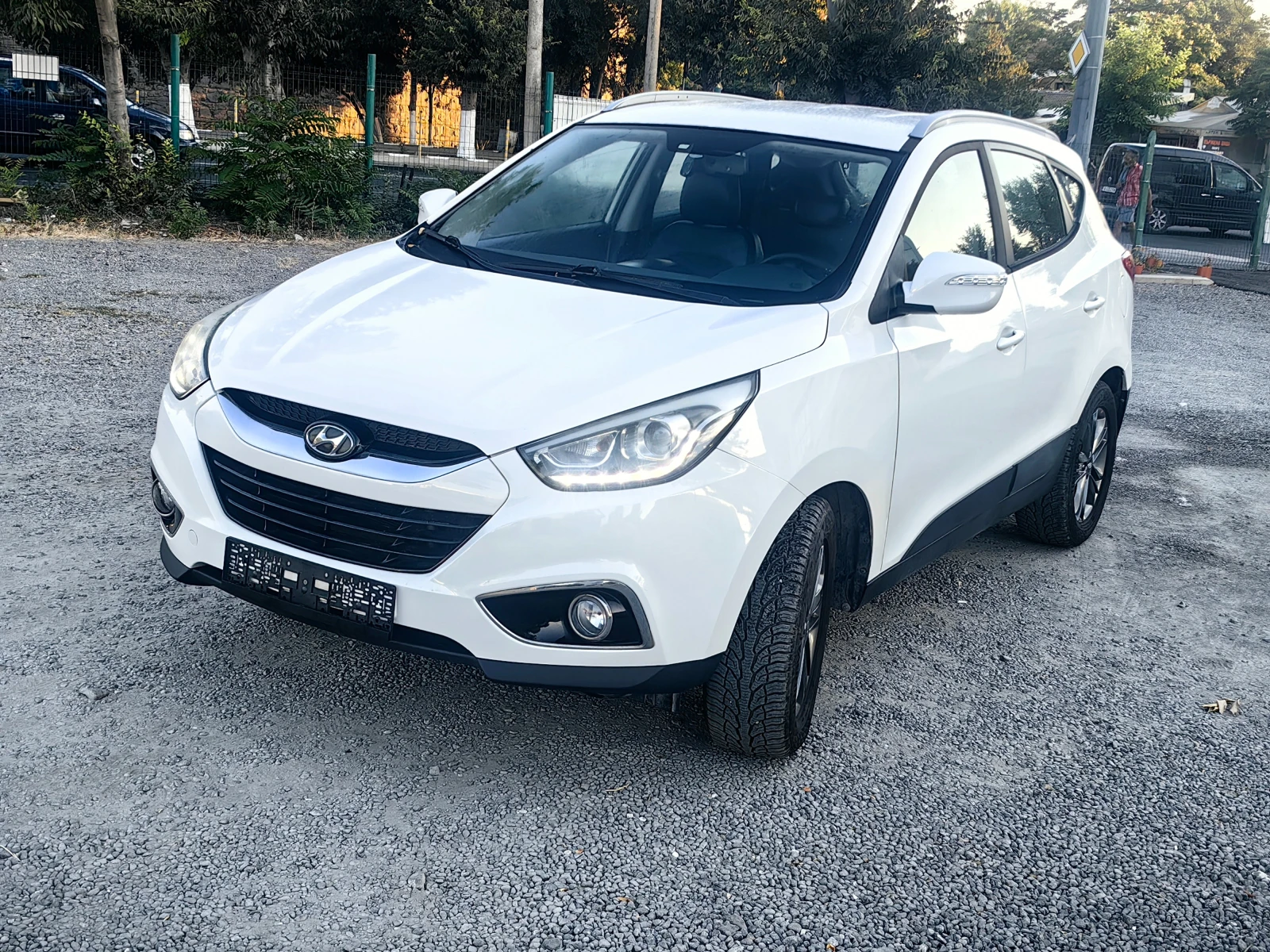 Hyundai IX35 1.7 diz face - изображение 7