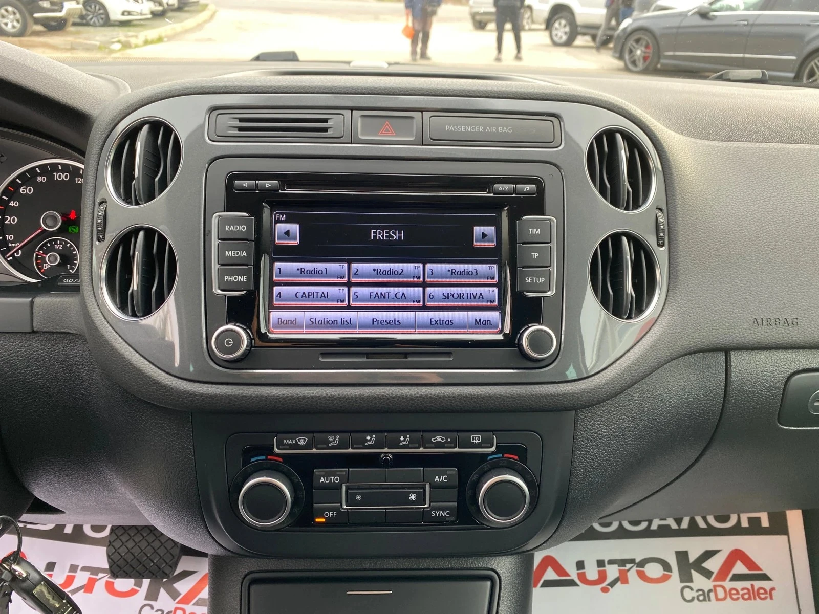 VW Tiguan 2.0TDI 4MOTION DSG STYLE AND SPORT | Mobile.bg   8