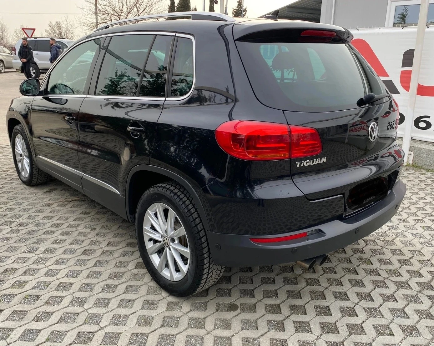 VW Tiguan 2.0TDI 4MOTION DSG STYLE AND SPORT | Mobile.bg   3