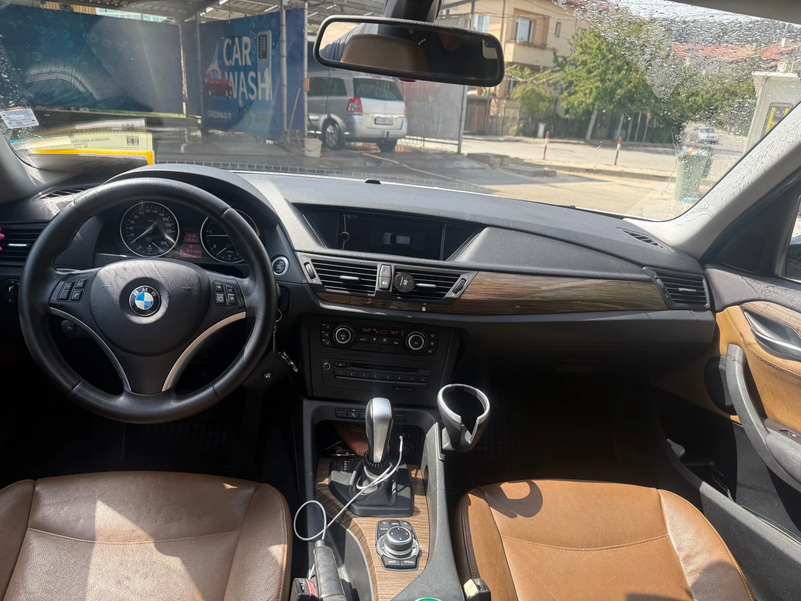 BMW X1, снимка 8 - Автомобили и джипове - 53746138