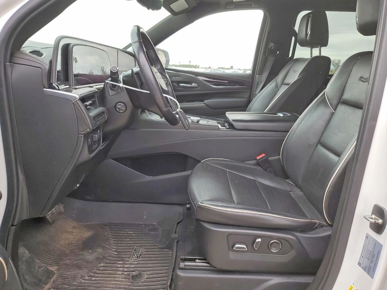 Cadillac Escalade ESV SPORT, снимка 4 - Автомобили и джипове - 53799032