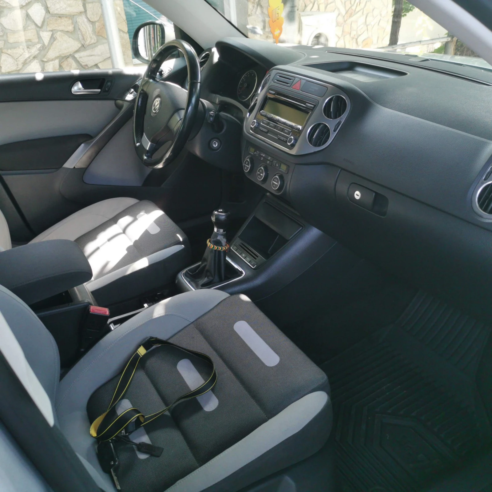 VW Tiguan 2.0  Turbo, снимка 7 - Автомобили и джипове - 54031200