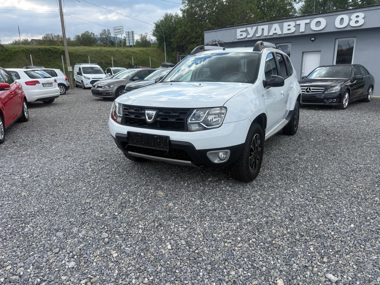 Dacia Duster 1.2 TCe evro 6 4×4, снимка 2 - Автомобили и джипове - 54379227