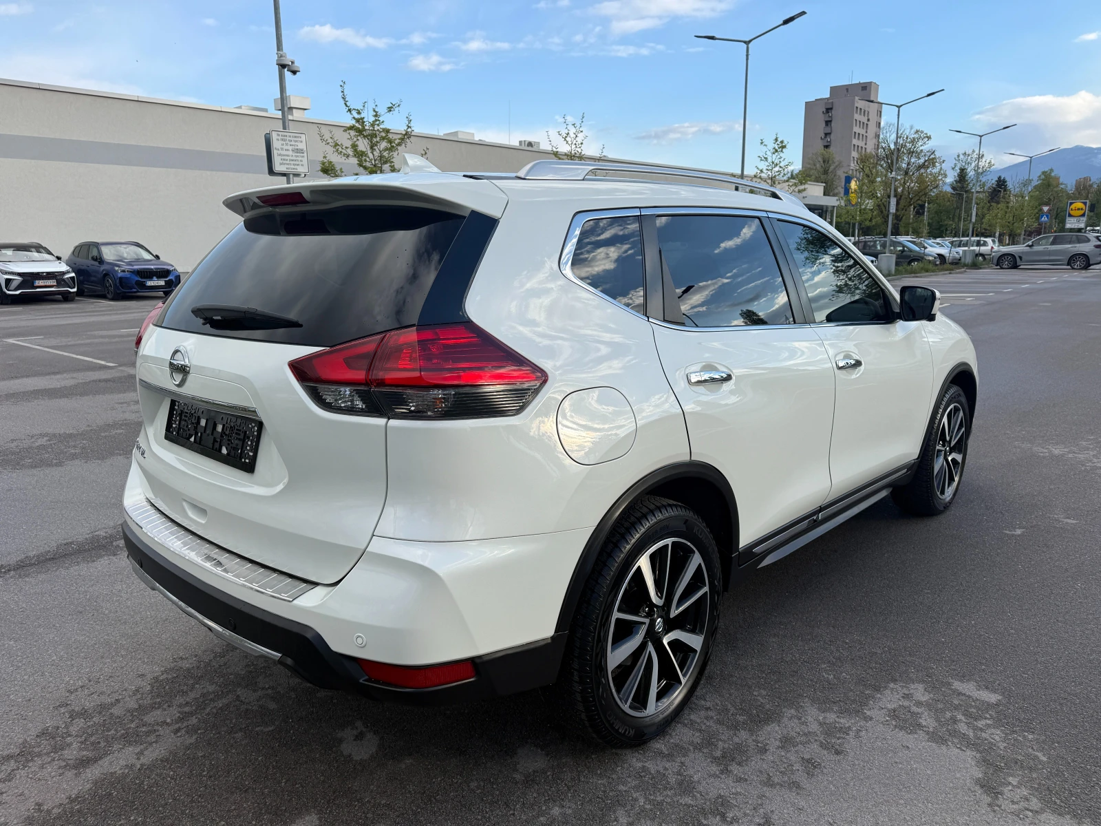 Nissan X-trail 1.7D* TEKNA* 4x4* FULL* , снимка 4 - Автомобили и джипове - 54396442