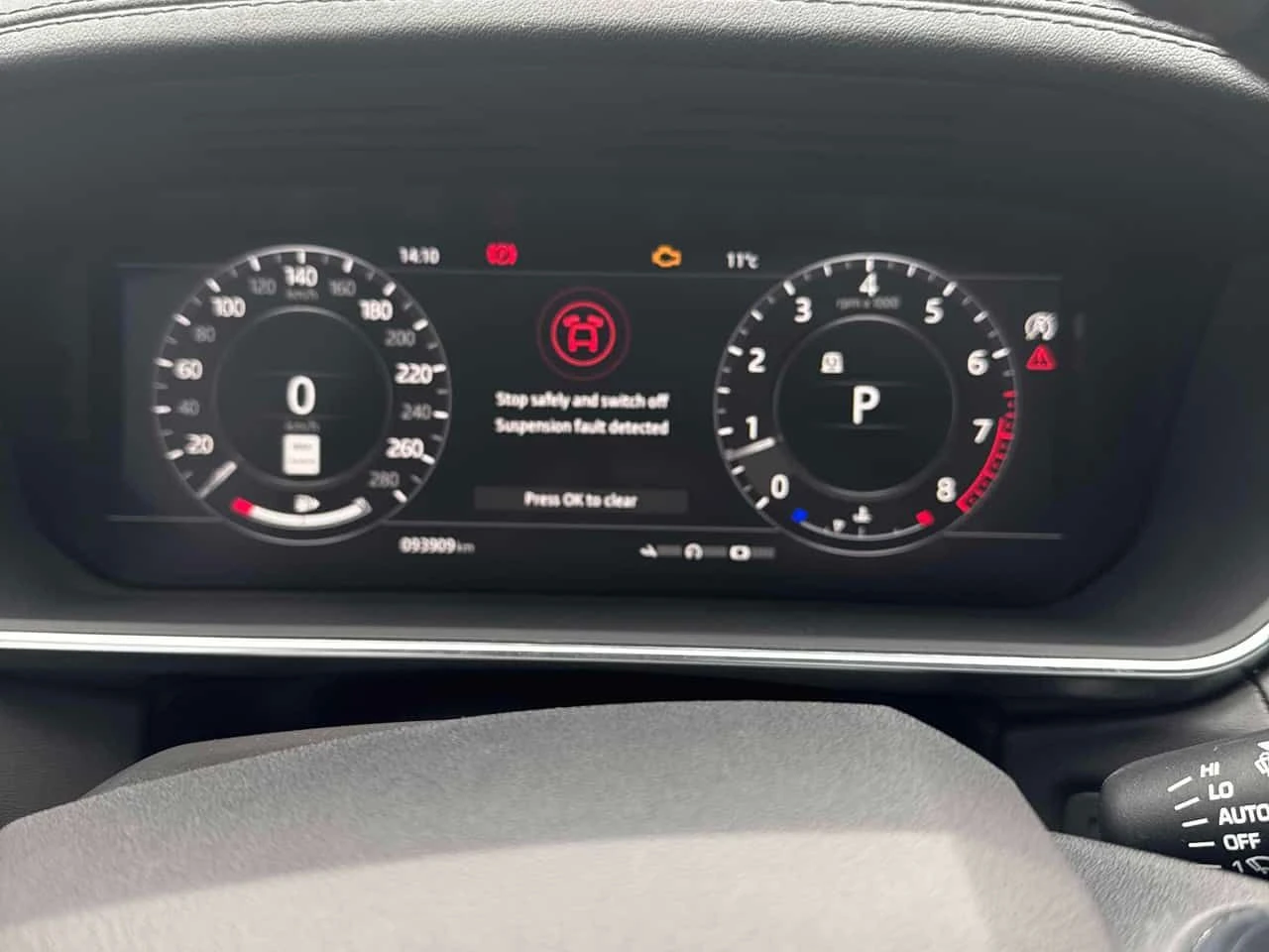 Land Rover Range Rover Sport  | Dynamic | HEAD-UP | , снимка 8 - Автомобили и джипове - 54591535