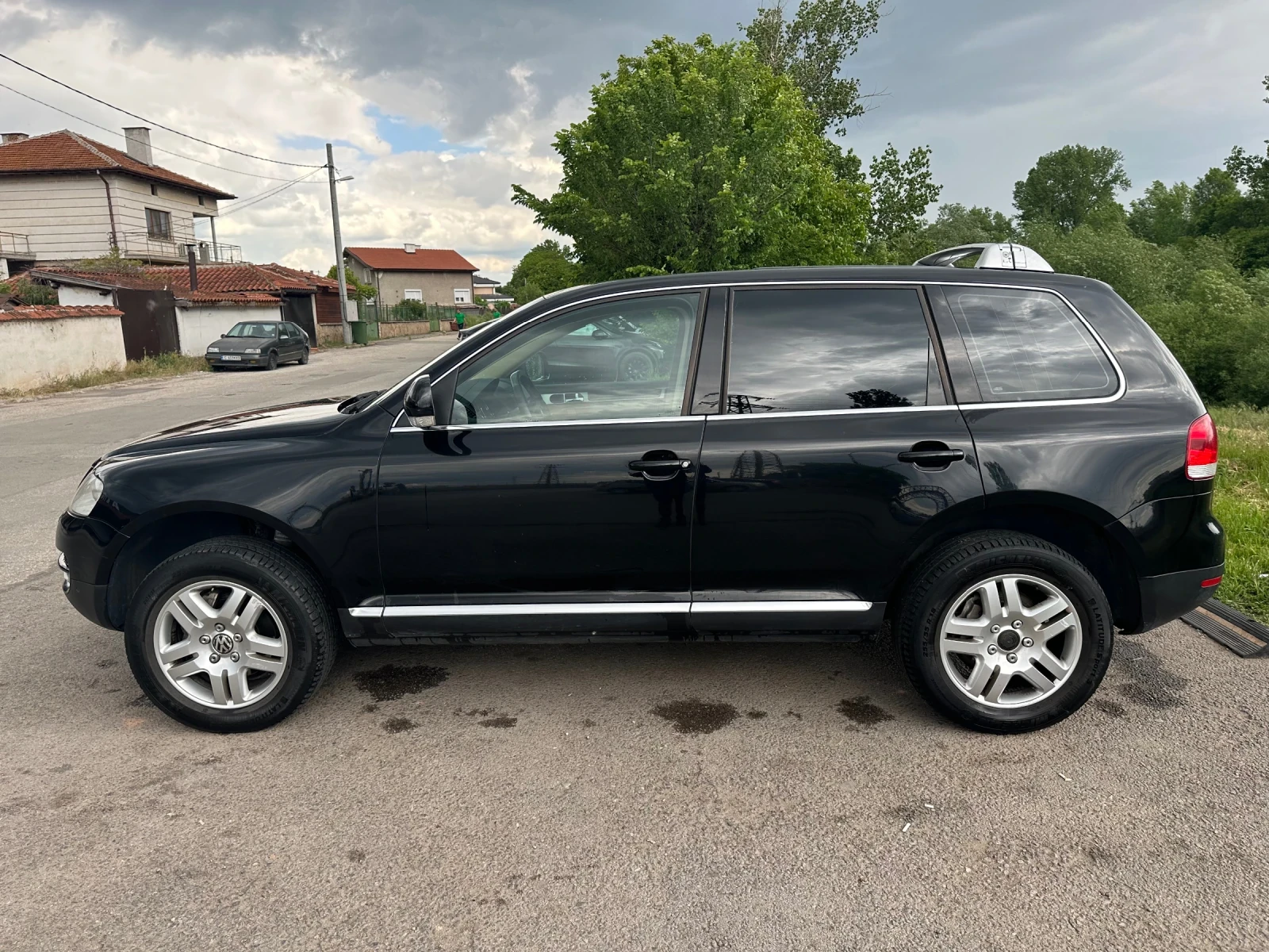 VW Touareg 3.2 ГАЗ, ВЪЗДУХ, НАВИ, снимка 2 - Автомобили и джипове - 54645231