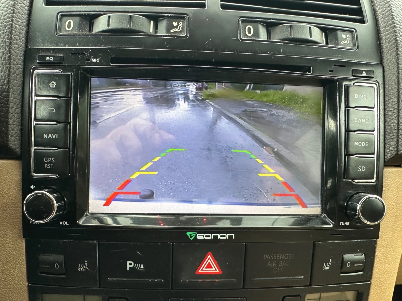VW Touareg 3.2 ГАЗ, ВЪЗДУХ, НАВИ, снимка 7 - Автомобили и джипове - 54645231