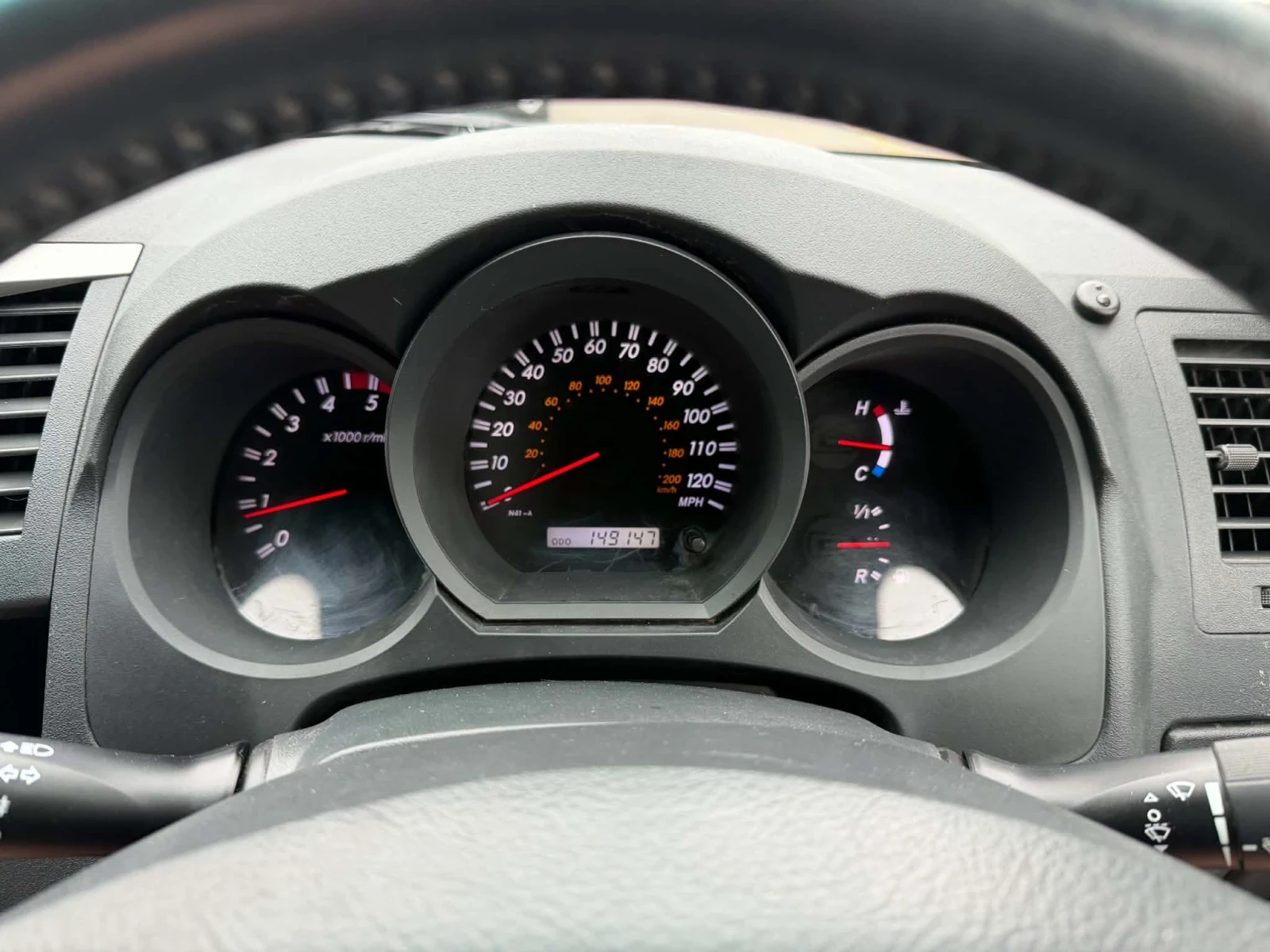 Toyota Hilux, снимка 11 - Автомобили и джипове - 54960008