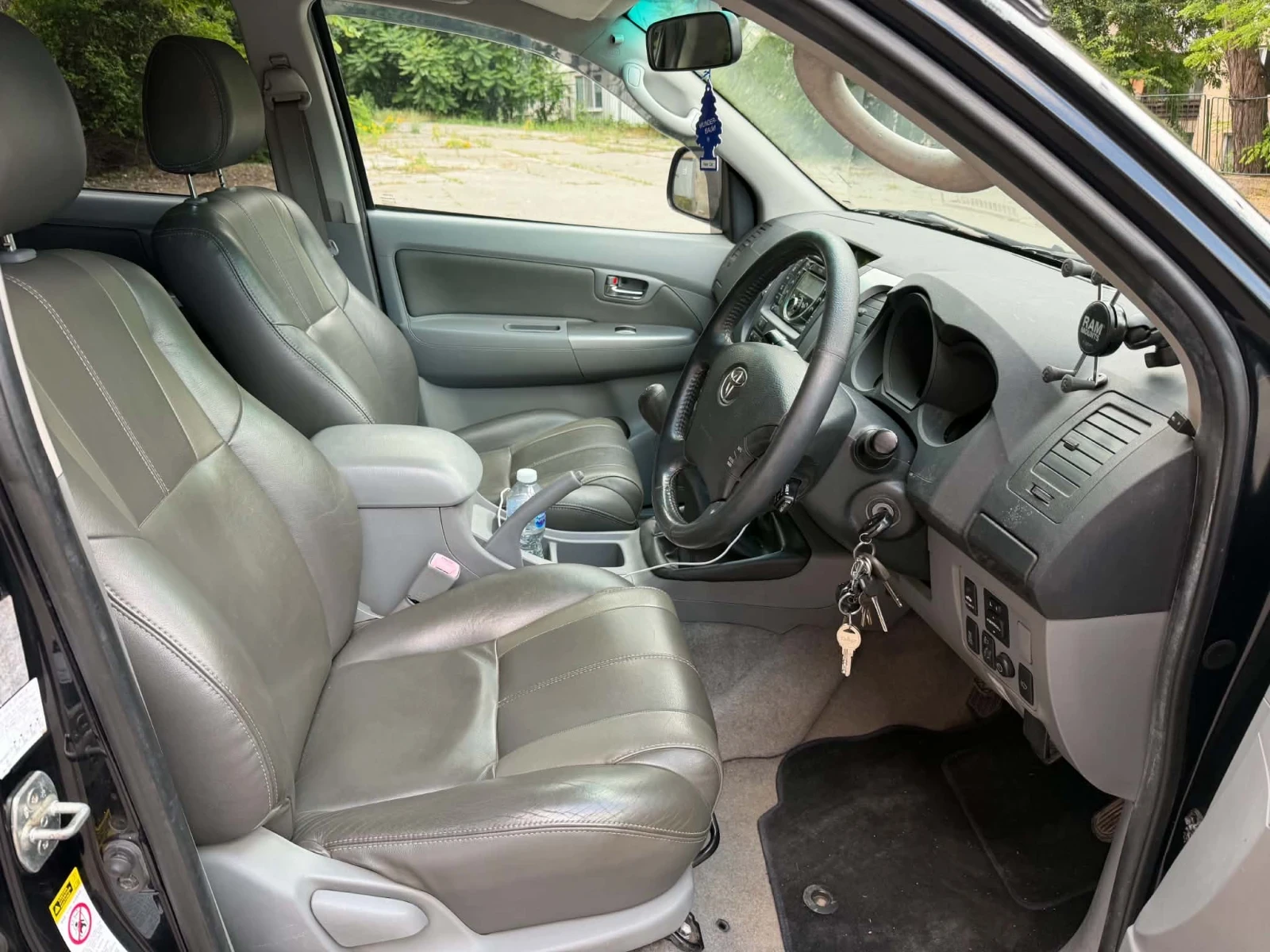 Toyota Hilux, снимка 5 - Автомобили и джипове - 54960008