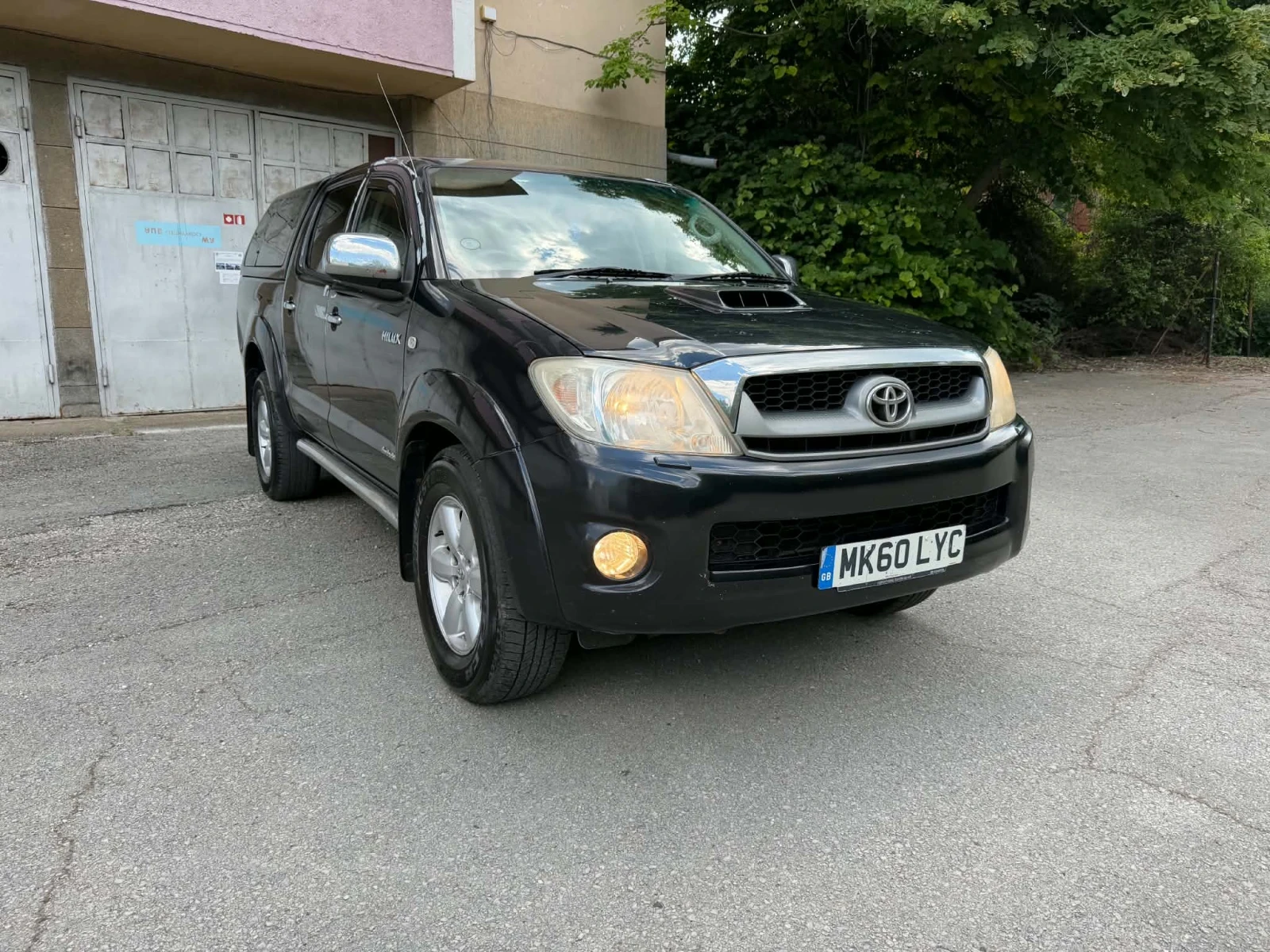 Toyota Hilux