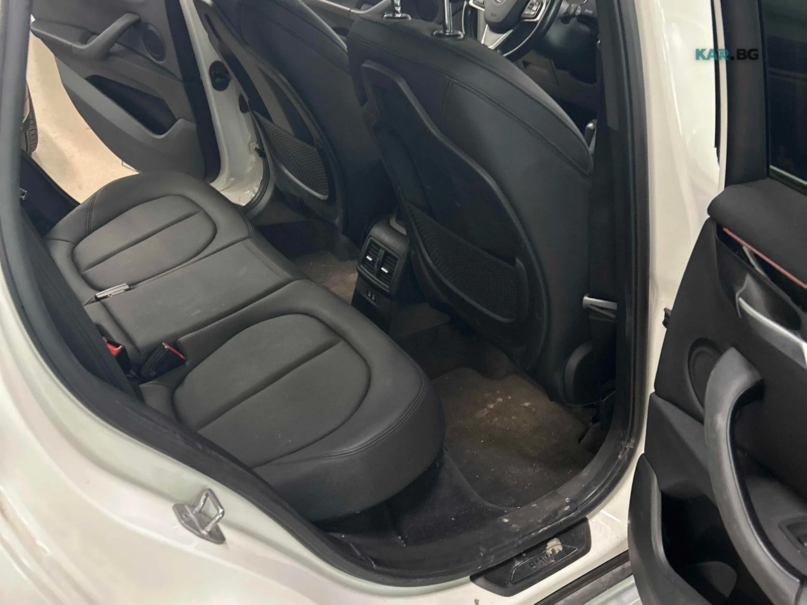 BMW X1 xDrive28i * АвтоКредит * (ЦЕНА ДО БГ), снимка 16 - Автомобили и джипове - 55107534