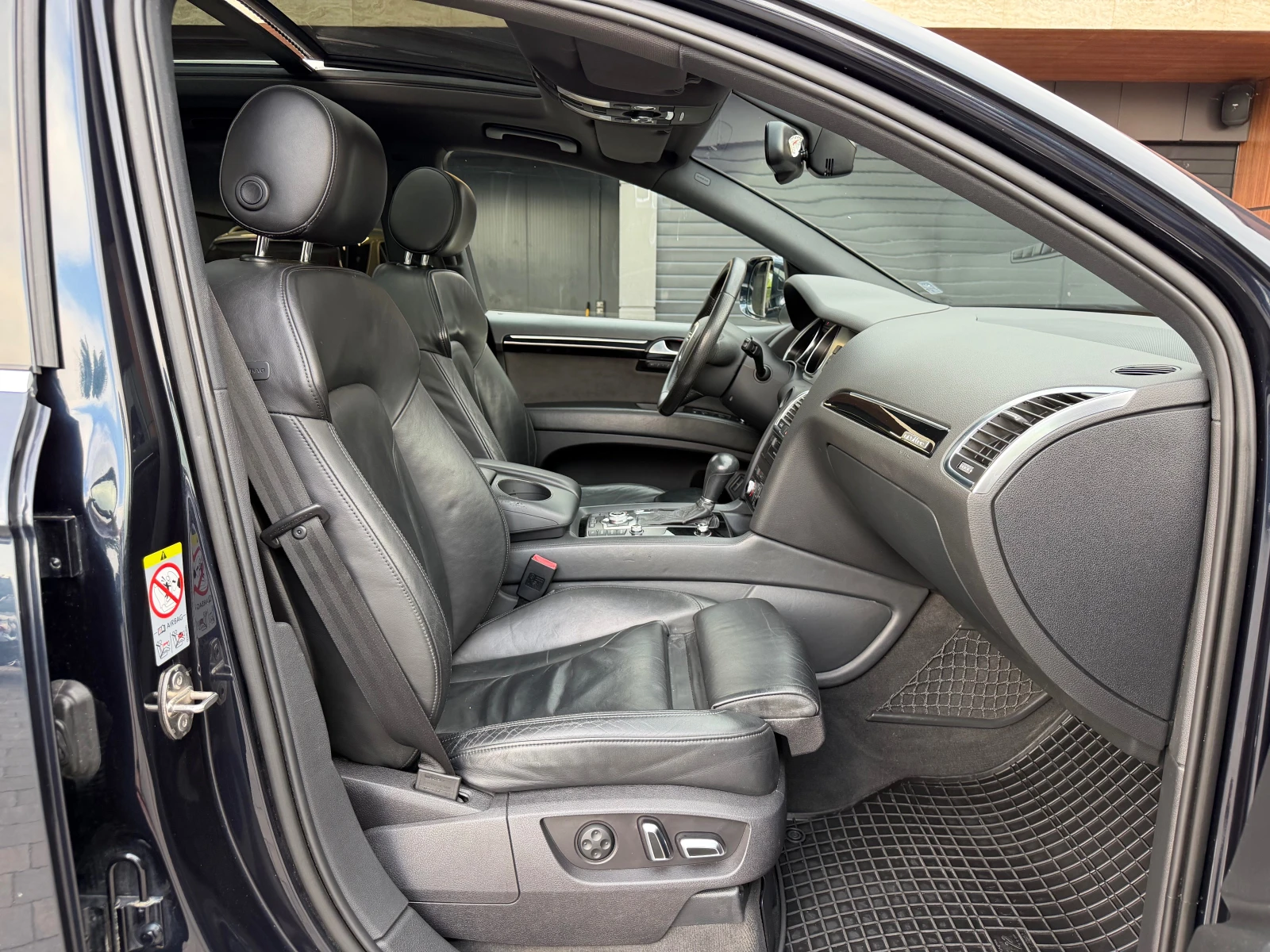 Audi Q7 4.2TDI S-line+ 7mesta #PANO#BOSE#CAM#KeyLess#FULL , снимка 12 - Автомобили и джипове - 55793396