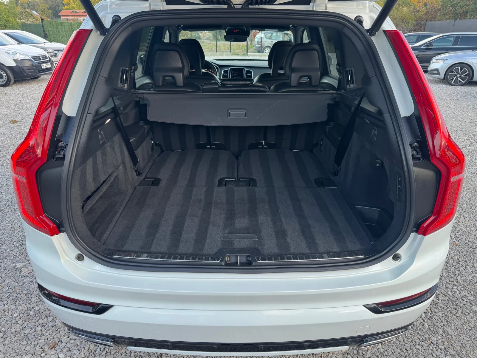 Volvo Xc90 D5 AWD R-Design 7-������ /�������� ������/ | Mobile.bg � ����������� 7