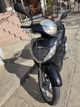 Обява за продажба на Honda Sh ~1 900 лв. - изображение 1