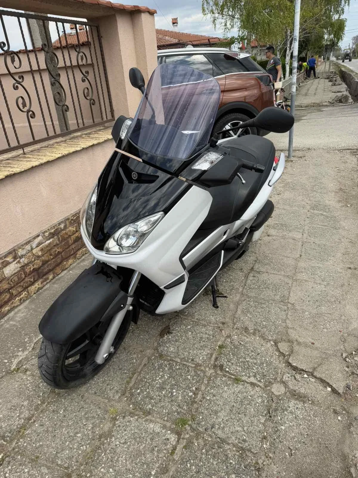 Yamaha X-max 250