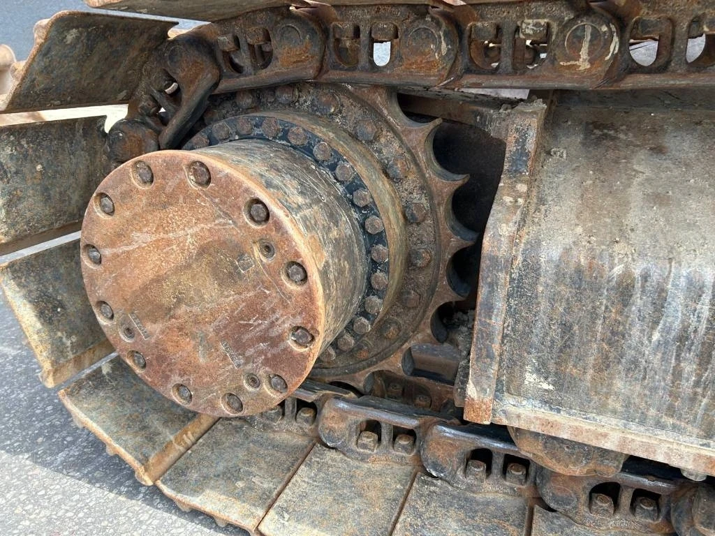 Багер Hitachi ZX 250 LC-6 - изображение 10