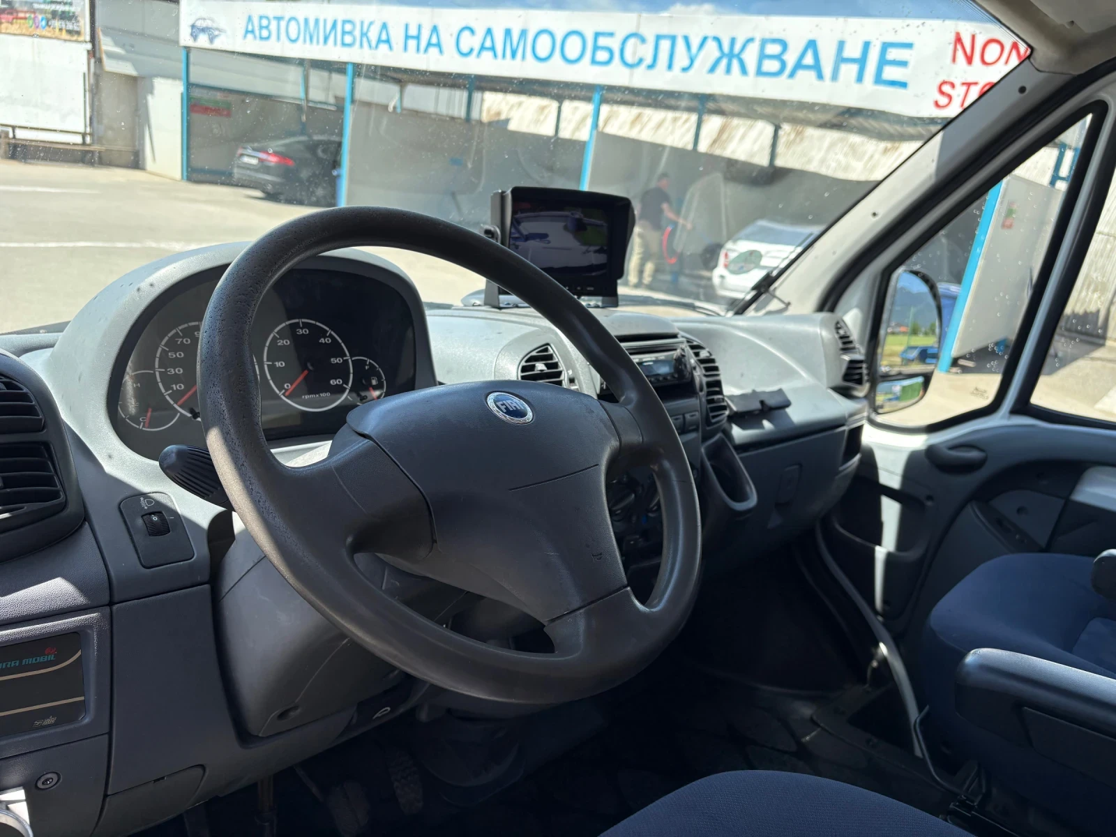 Кемпер Euramobil 2.8 JTD Климатик, снимка 8 - Каравани и кемпери - 55411302
