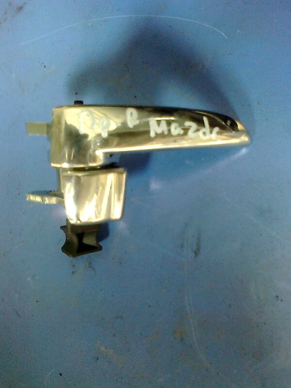 вътрешна дръжка (предна дясна) за Мазда 6 06г.