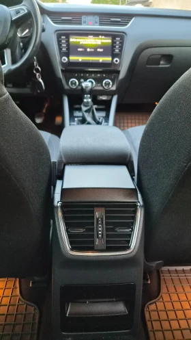 Skoda Octavia, снимка 9
