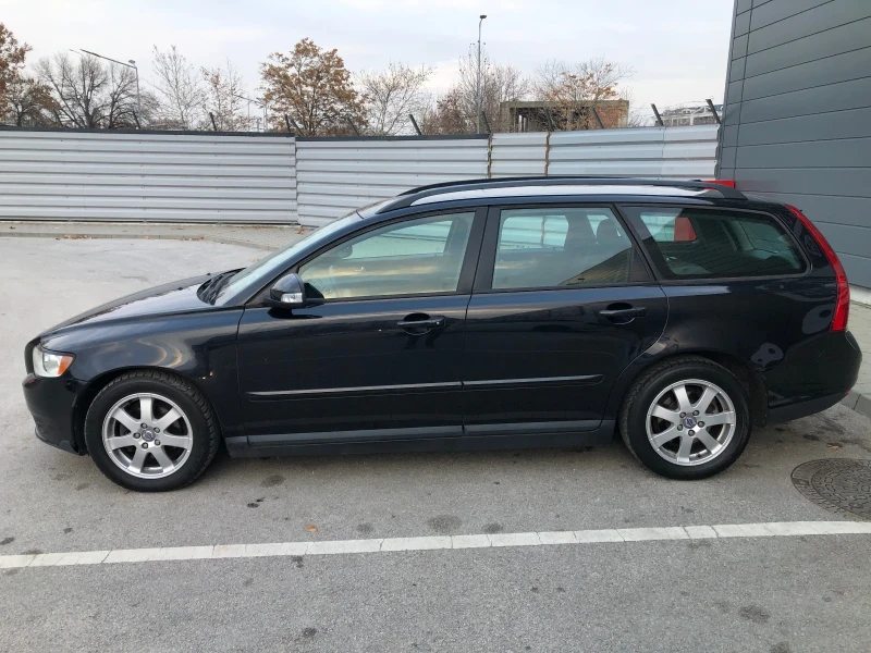 Volvo V50 Перфектен , снимка 7 - Автомобили и джипове - 48736406