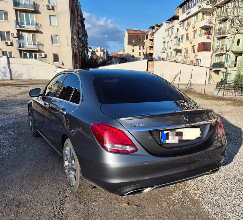 Mercedes-Benz C 300, снимка 8 - Автомобили и джипове - 48920544