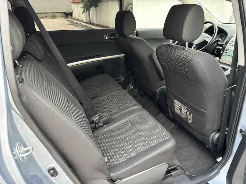 Toyota Corolla verso 2.2D4d/136кс/Facelift/Климатроник, снимка 9 - Автомобили и джипове - 52395955